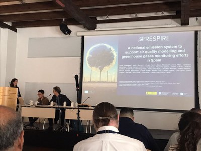 Investigadoras presentan el proyecto RESPIRE en conferencia internacional